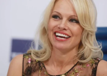 Pamela Andérson Alter