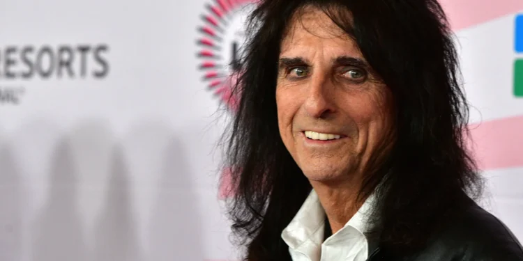 Alice Cooper Vermögen Karriere, Investments & finanzieller Erfolg
