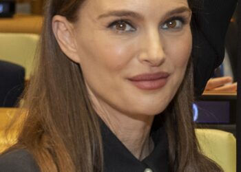 Natalie Portman Young