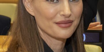 Natalie Portman Young